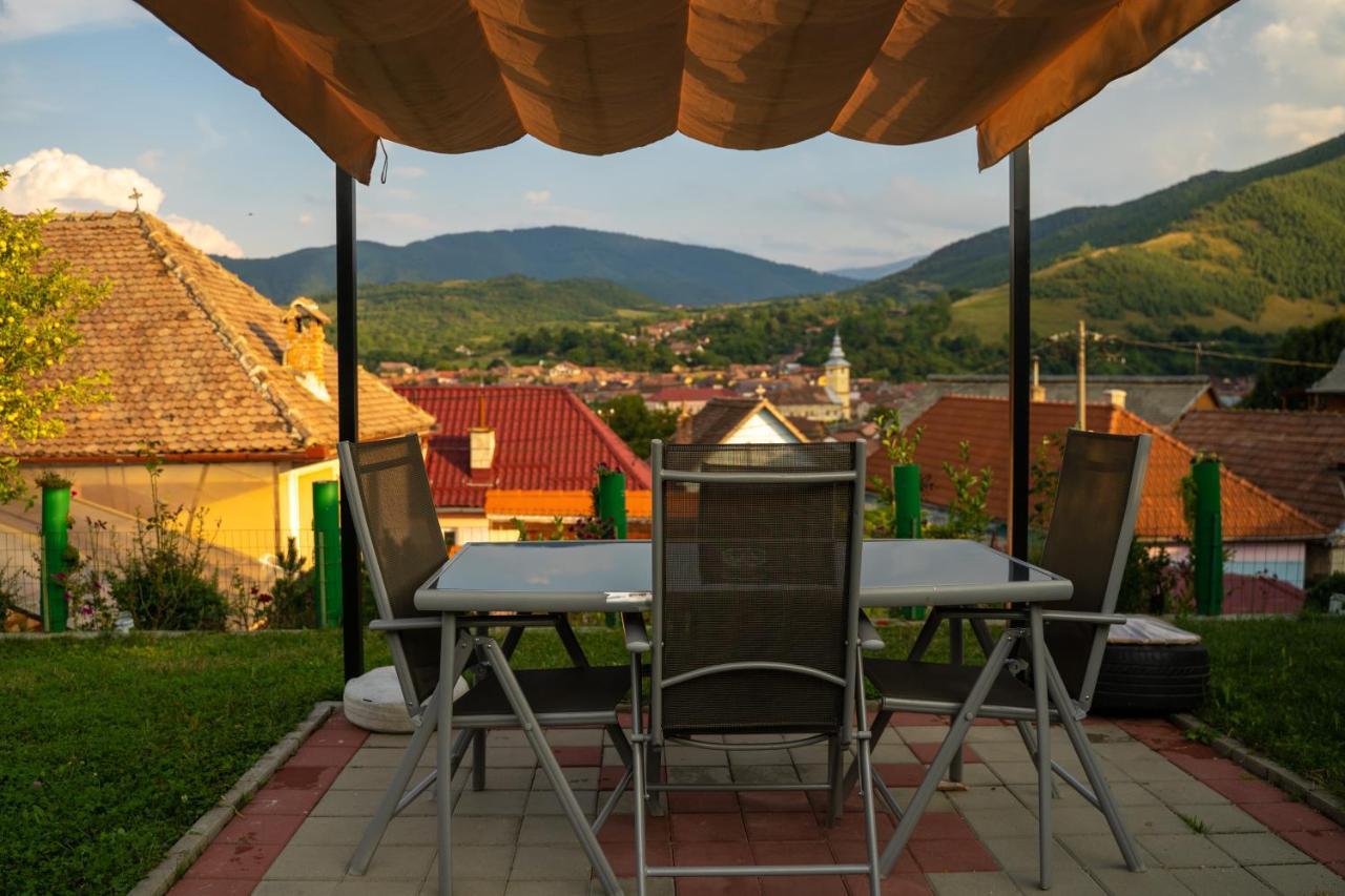 Apartament Panoramic La Casa In Comuna เรอชินาริ ภายนอก รูปภาพ